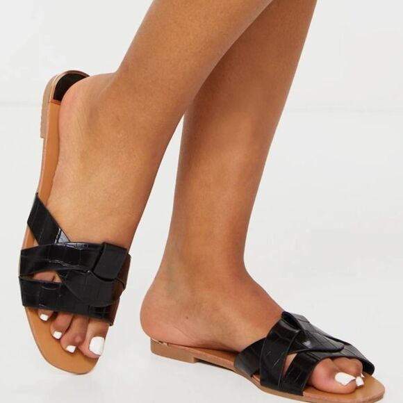 Prettylittlething PLT NEW Criss Cross Black Faux Croc Flat Sandals US 10 EU 41 - Picture 1 of 8